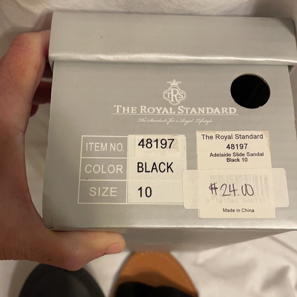 𝅺THE Royal Standard, Adelaide slide sandal; Black; Size 10, new in box - Picture 3 of 3